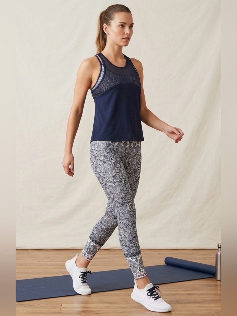 Lorna Jane Navy Mesh Tank & Paisley Sports Bra and leggings set